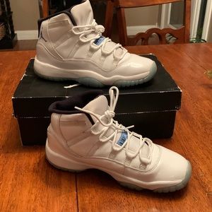 Jordan 11’s retro Legend blues